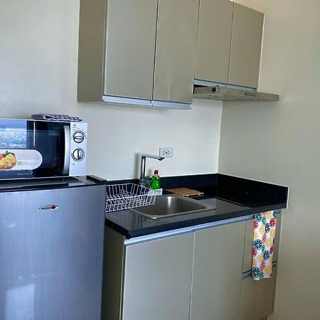 Makati Penthouse With Stunning City Skyline View Manila Ngoại thất bức ảnh