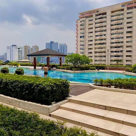 Makati Penthouse With Stunning City Skyline View Manila Ngoại thất bức ảnh
