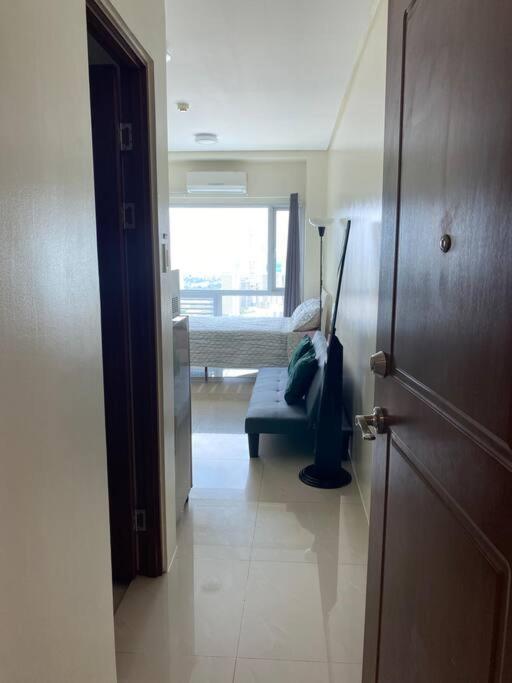Makati Penthouse With Stunning City Skyline View Manila Ngoại thất bức ảnh