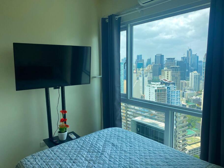 Makati Penthouse With Stunning City Skyline View Manila Ngoại thất bức ảnh