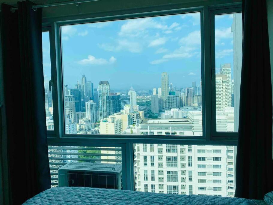Makati Penthouse With Stunning City Skyline View Manila Ngoại thất bức ảnh