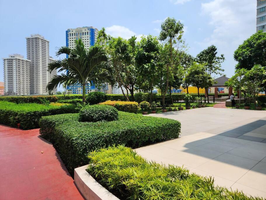 Makati Penthouse With Stunning City Skyline View Manila Ngoại thất bức ảnh